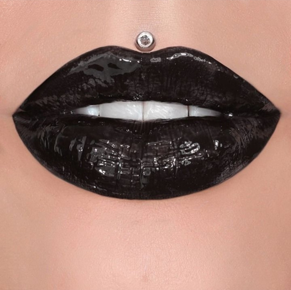 Jeffree Star Supreme Gloss in the shade "F**king Freak"